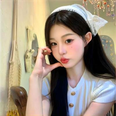 朱颜曼滋 